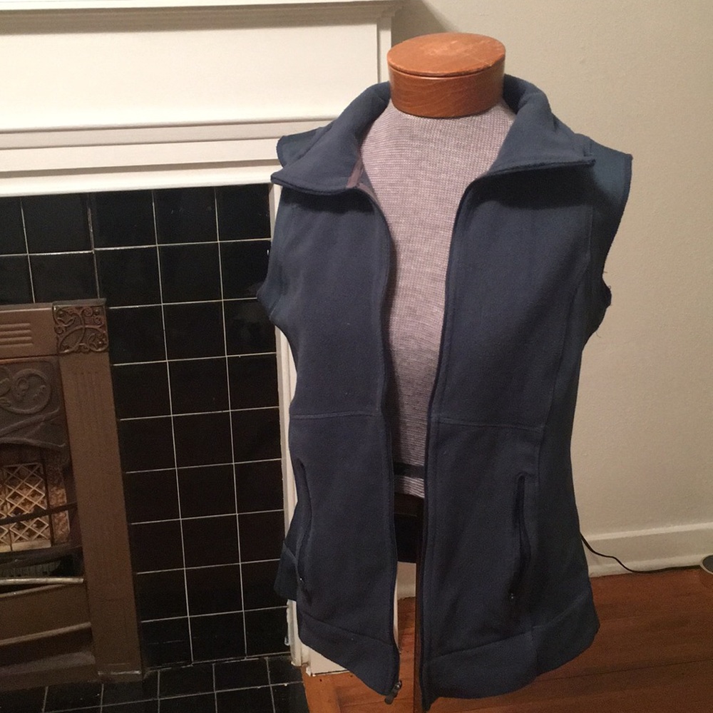 Slate blue fleece Columbia vest